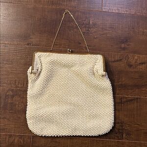 Elegant Cream Beaded Clutch